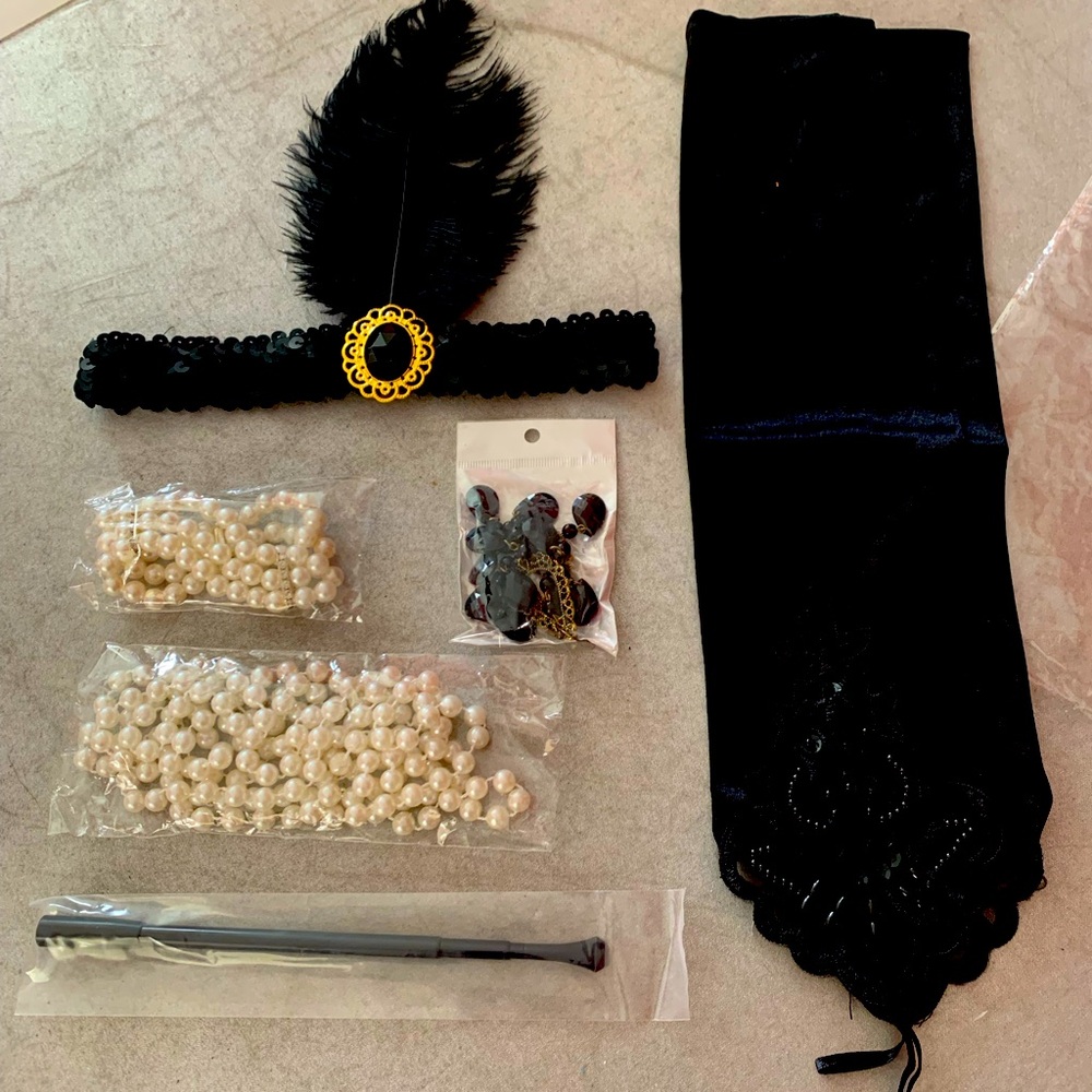1920’s Gatsby Attire Accessories